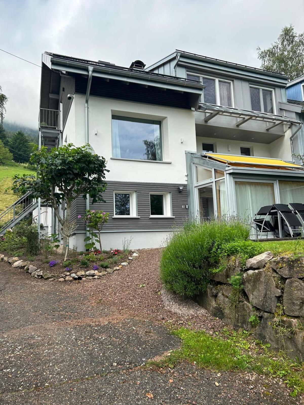 Casa Alma Apartment Neuenweg Luaran gambar